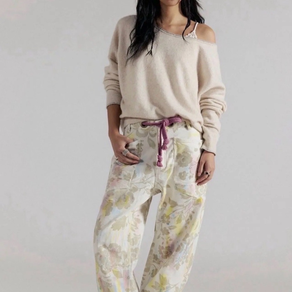 NWOT Free People Moxie Printed Flocked Barrel Jeans(27)